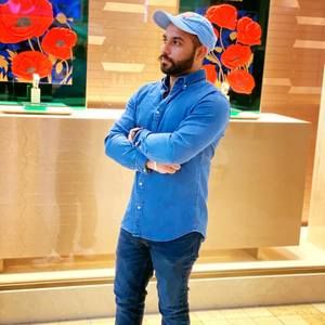 Meet your Posher, Abhishek